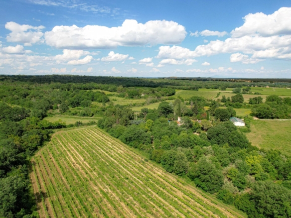 4 Bedroom Villa/House in Uzes 8
