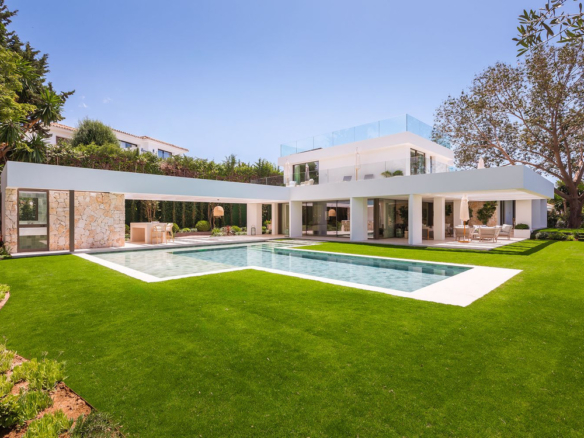 5 Bedroom Villa/House in Marbella 14