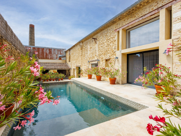 5 Bedroom Villa/House in Althen Des Paluds 24