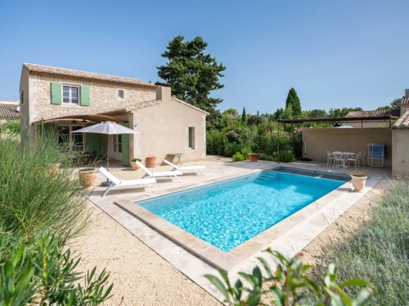 3 Bedroom Villa/House in Eygalieres 32