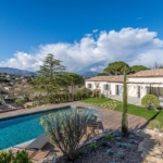 5 Bedroom Villa/House in Valbonne 21