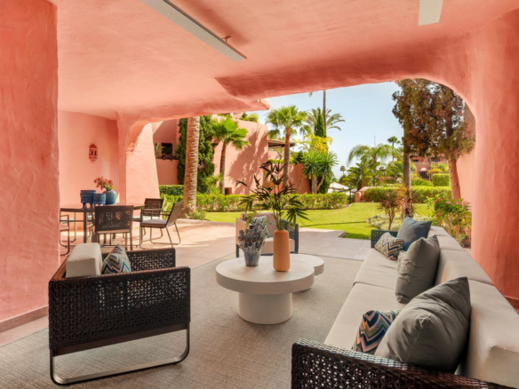 3 Bedroom Apartment in New Golden Mile 5