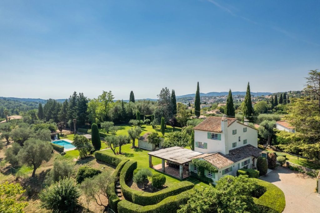 Why Buy Property in Grasse, France? 2 buy property in grasse 02