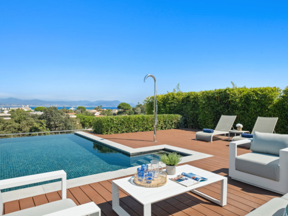 4 Bedroom Apartment in Cap D Antibes 12