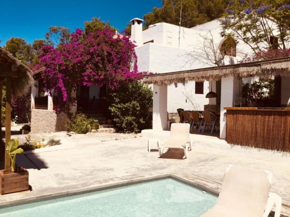 5 Bedroom Villa/House in San Josep 32