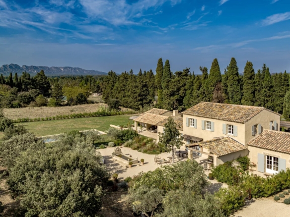 6 Bedroom Villa/House in Eygalieres 34