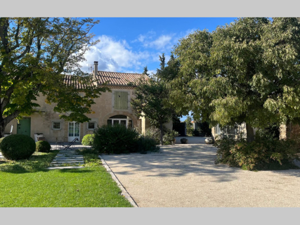 6 Bedroom Villa/House in Cairanne 14