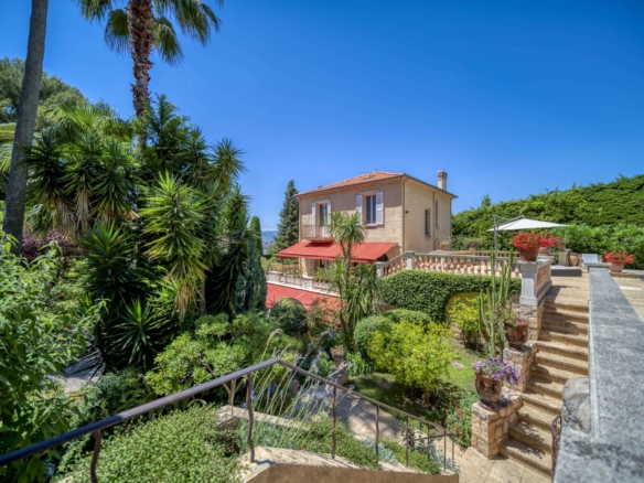 4 Bedroom Villa/House in Le Cannet 8