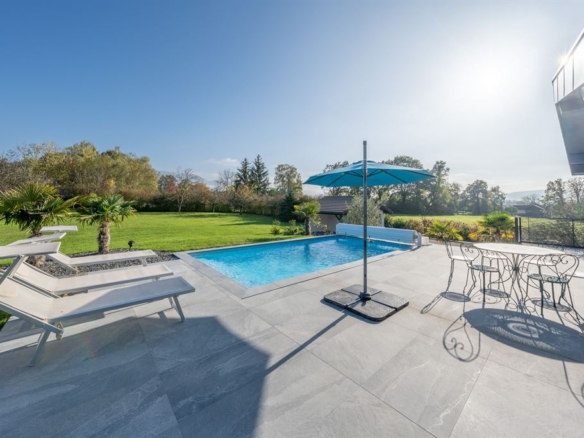 10 Bedroom Villa/House in Anthy Sur Leman 14