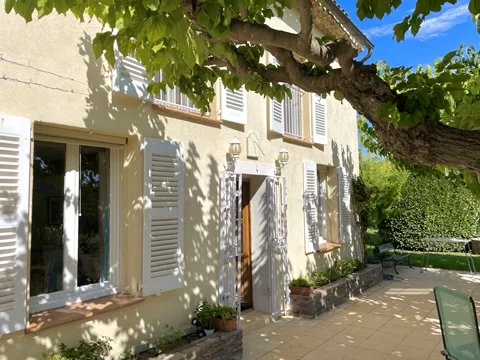 2 Bedroom Vineyard in Les Arcs 6