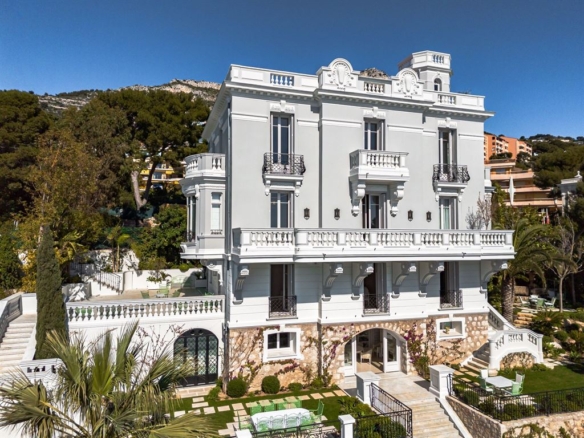 7 Bedroom Villa/House in Cap D Ail 14