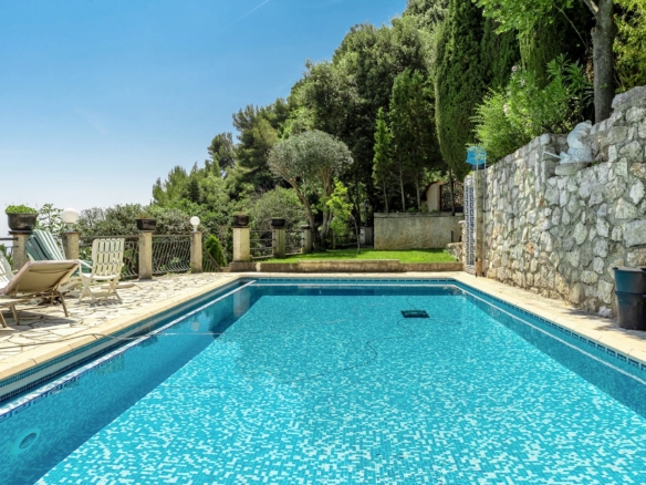 8 Bedroom Villa/House in La Turbie 30