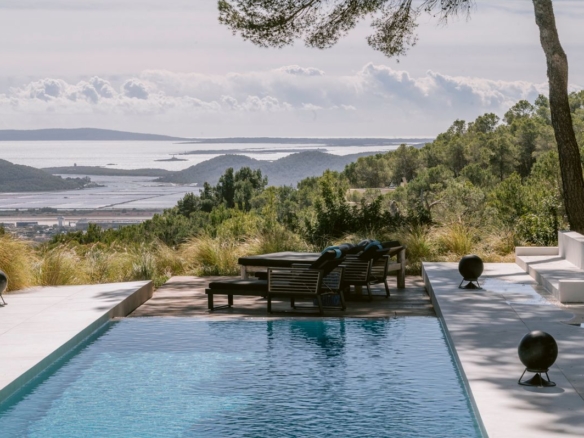 6 Bedroom Villa/House in San Josep 2