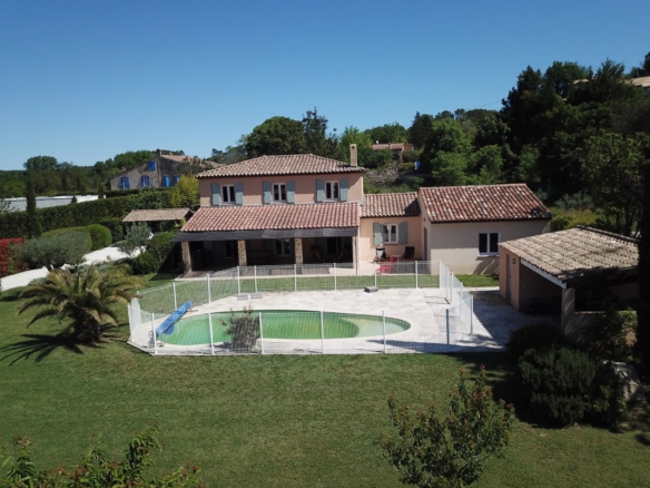 6 Bedroom Villa/House in Cotignac 6