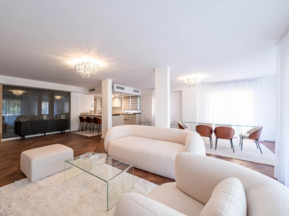 5 Bedroom Apartment in Roquebrune Cap Martin 32
