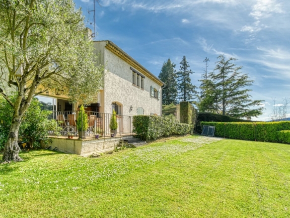 4 Bedroom Villa/House in Mougins 26