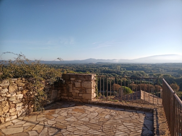 3 Bedroom Villa/House in Chamaret 28