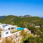 10 Bedroom Villa/House in Roca Llisa 10