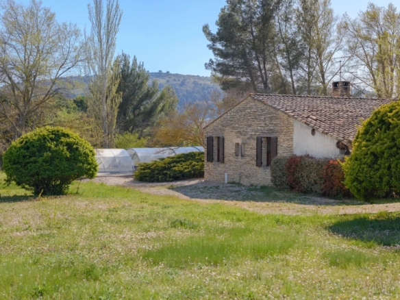 3 Bedroom Villa/House in Gordes 20