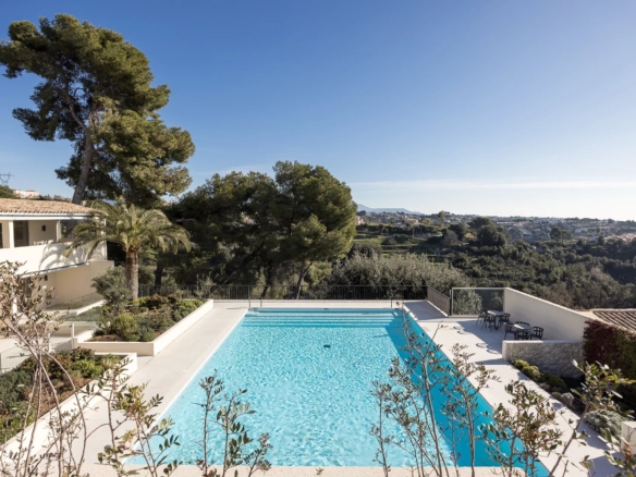 3 Bedroom Apartment in Cagnes Sur Mer 22