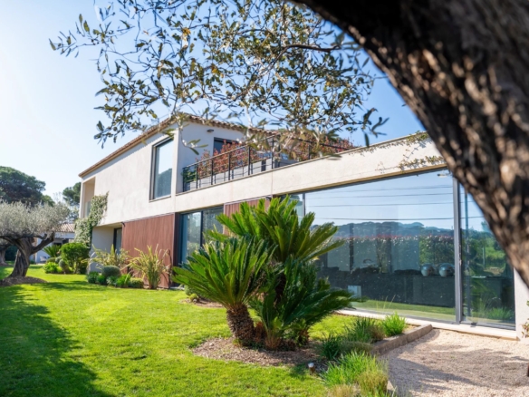 7 Bedroom Villa/House in Saint Tropez 6