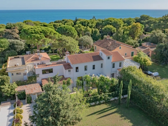 7 Bedroom Villa/House in St Jean Cap Ferrat 20