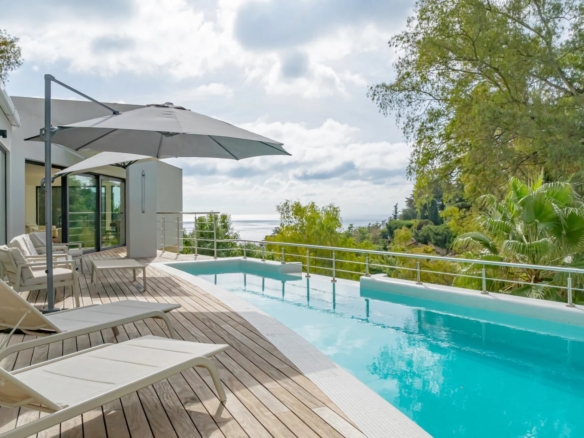 4 Bedroom Villa/House in Cannes 12