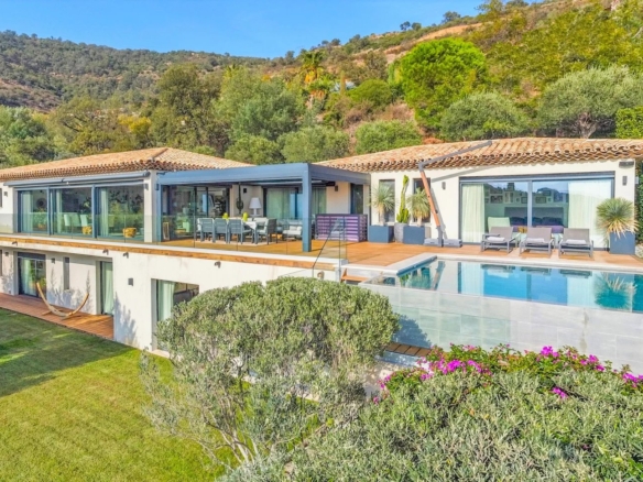 5 Bedroom Villa/House in Grimaud 18