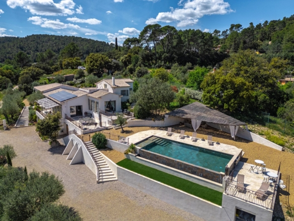 5 Bedroom Villa/House in Cotignac 36