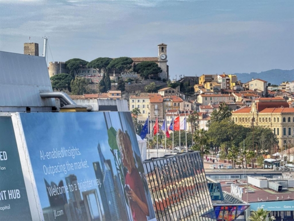 1 Bedroom Apartment in Cannes 16