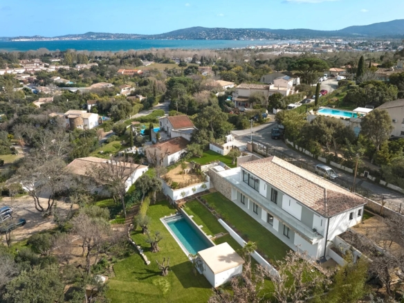 5 Bedroom Villa/House in Grimaud 36