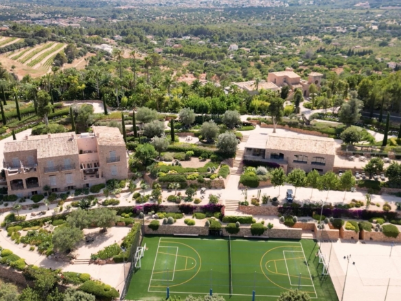 16 Bedroom Castle/Estates in Bunyola 30