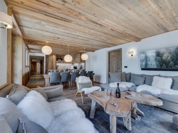 4 Bedroom Apartment in Val D'isere 2
