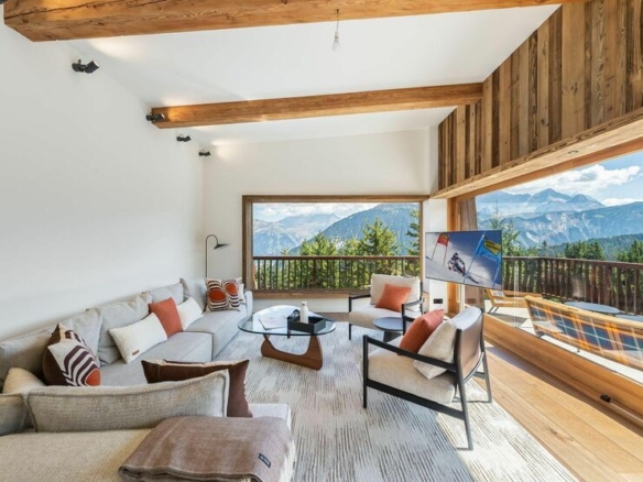 3 Bedroom Apartment in Courchevel 16