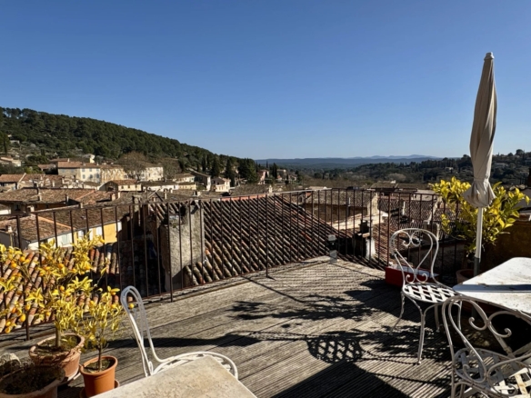 7 Bedroom Villa/House in Cotignac 32