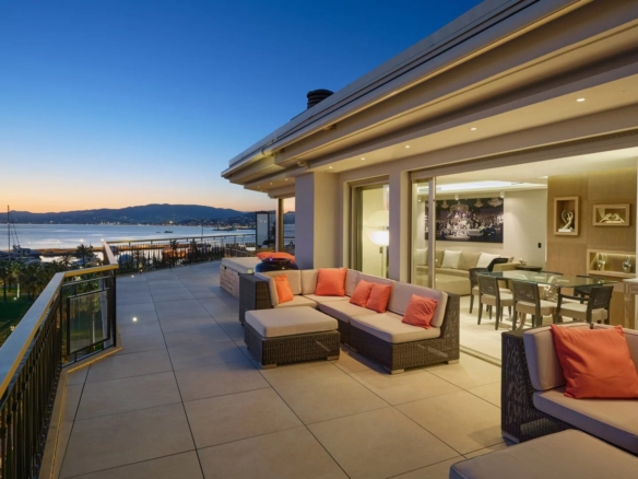 5 Bedroom Apartment in Cannes 14