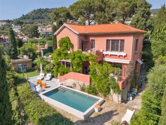 4 Bedroom Villa/House in Villefranche Sur Mer 12