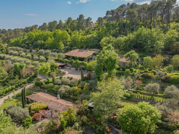 5 Bedroom Villa/House in Fayence 6