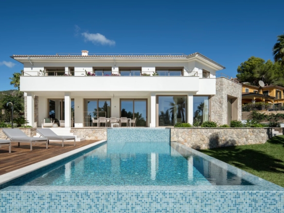 4 Bedroom Villa/House in Bendinat 34