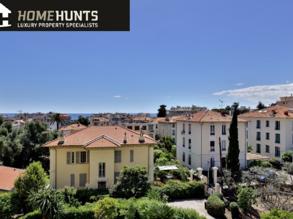 2 Bedroom Apartment in Nice - Mont Boron 18
