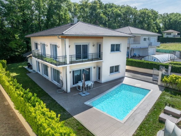 5 Bedroom Villa/House in Chens Sur Leman 16