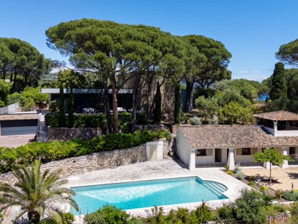 5 Bedroom Villa/House in Ste Maxime 2