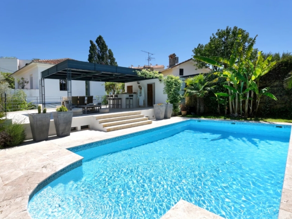 5 Bedroom Villa/House in Cannes 28