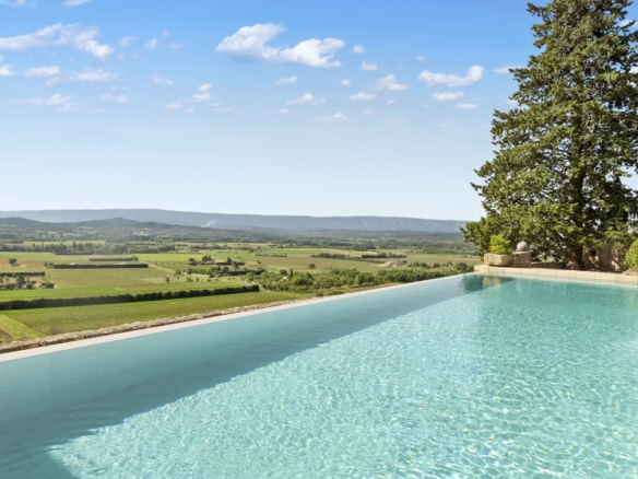 8 Bedroom Villa/House in Joucas 32