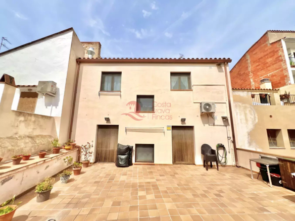 4 Bedroom Villa/House in Palamos 2