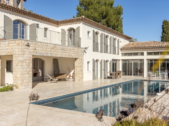 5 Bedroom Villa/House in Mougins 28