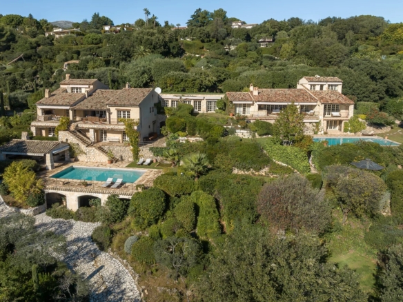 9 Bedroom Villa/House in St Paul 24