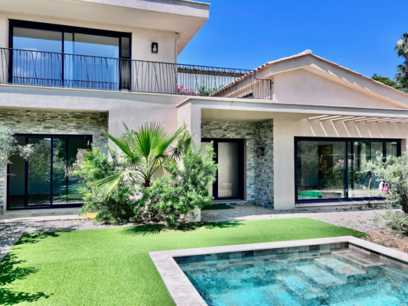 4 Bedroom Villa/House in Ste Maxime 4