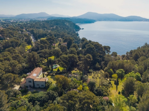 7 Bedroom Villa/House in Le Pradet 10