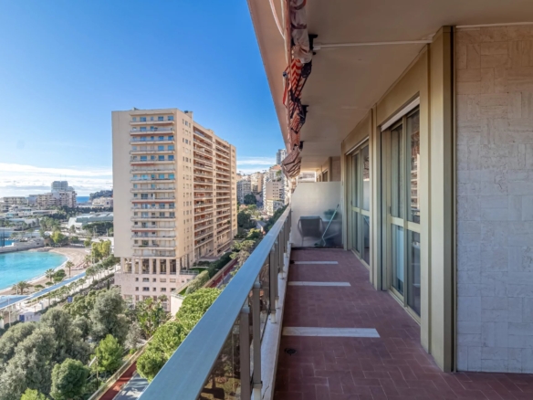 1 Bedroom Apartment in Monaco 4